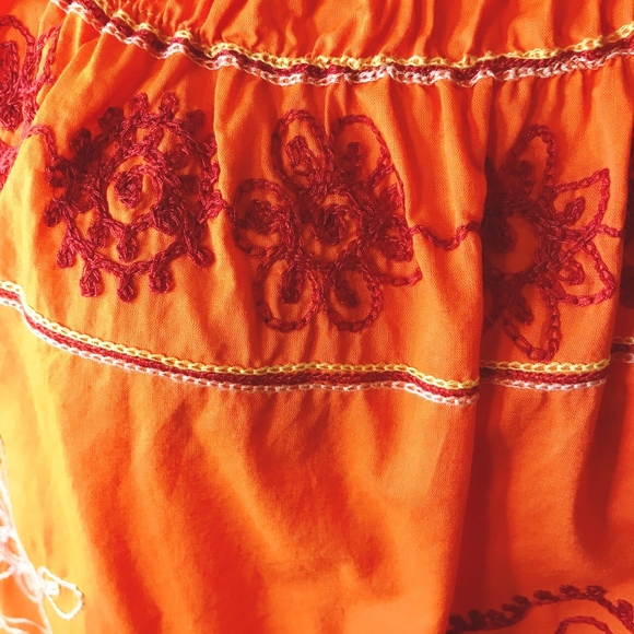 Embroidered Off the Shoulder Top SZ Med - Picture 4 of 8